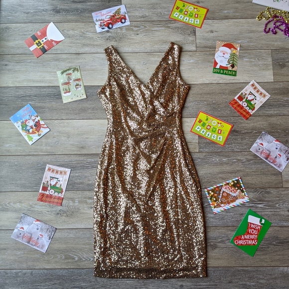 Lauren Ralph Lauren Dresses & Skirts - Gold Sequined Ralph Lauren Cocktail Dress